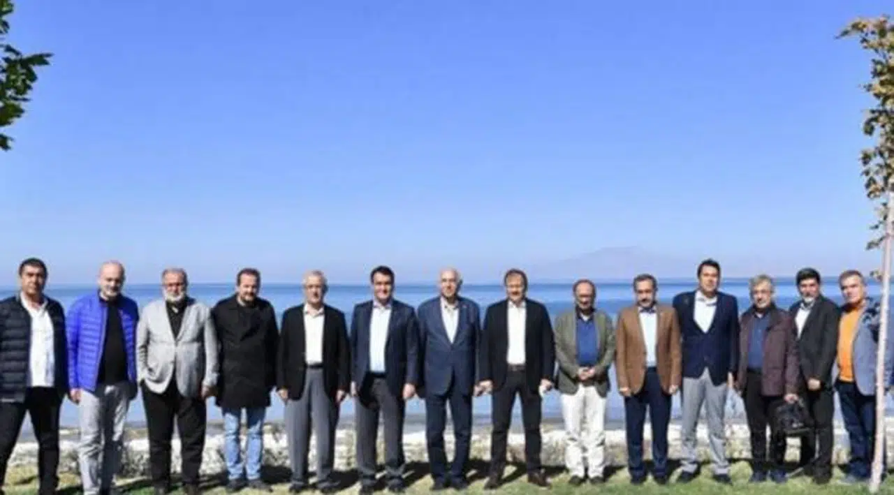 AKP'li 23 kişinin gezi masrafı belediye kasasından karşılandı