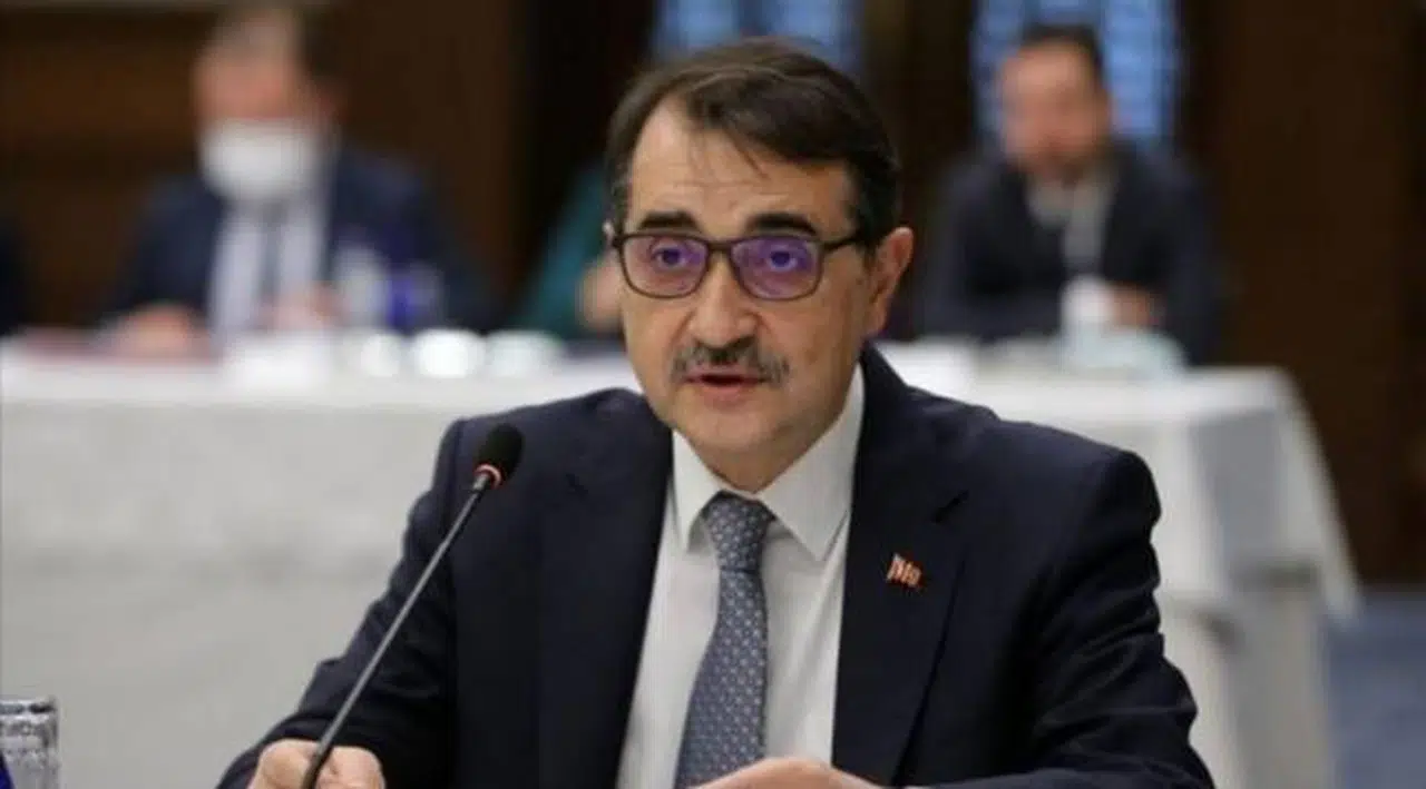 Bakan Dönmez: Doğu Akdeniz'de doğalgazla ilgili önemli gelişmeler olacak