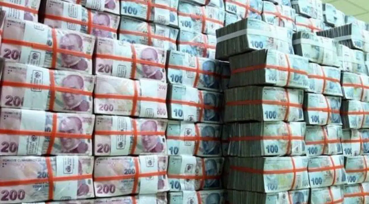 Bankalar son bir yılda kârını dörde katladı