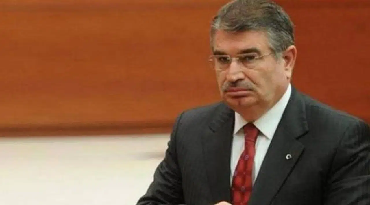 Eski AKP'li bakanın parti kuracağı iddia edilmişti: Açıklama geldi