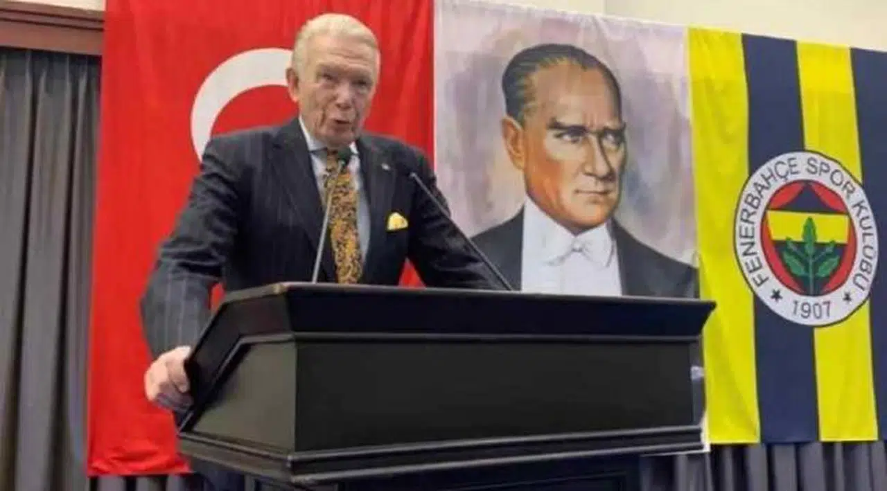 Fenerbahçe Başkanı Ali Koç’tan Uğur Dündar’a kürsüde uyarı