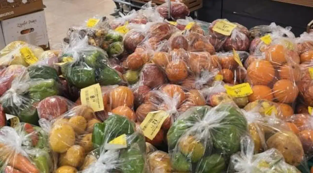 Marketlerde indirimli çürük meyve-sebze satışı başladı