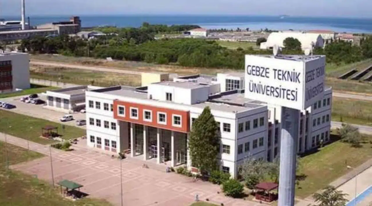 Oruç tutmayan personele 'misafir ücreti' karşılığında iftar yemeği