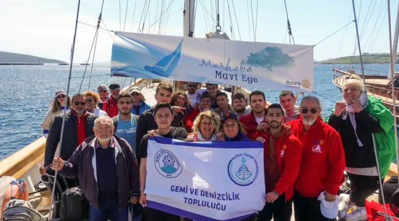 ROTARY’DEN “DENİZDE LİDERLİK” EĞİTİMİ