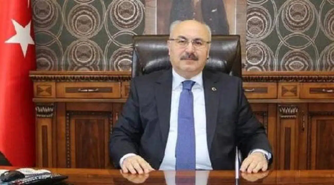 İZMİR, GAZİANTEPLİ DEPREMZEDELERE KUCAK AÇIYOR