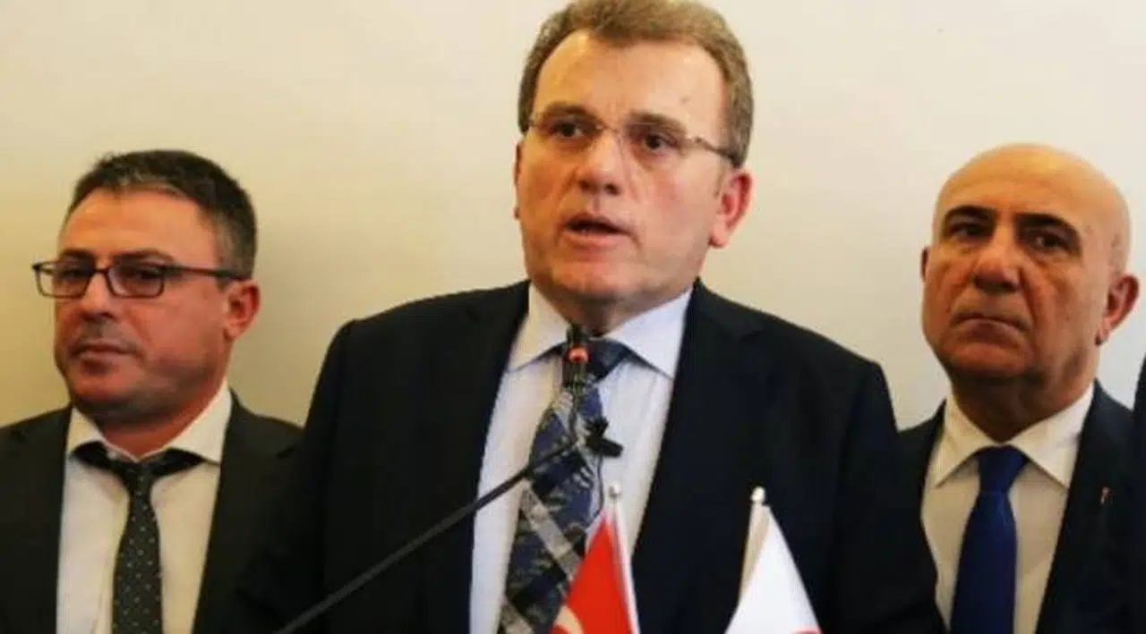 Adalet Partisi Genel Başkanı Vecdet Öz: Genel başkanlığı bırakmam için tehditler geliyor