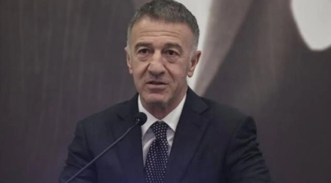 Ahmet Ağaoğlu'ndan taraftarlara: Silahlara sarılmayın
