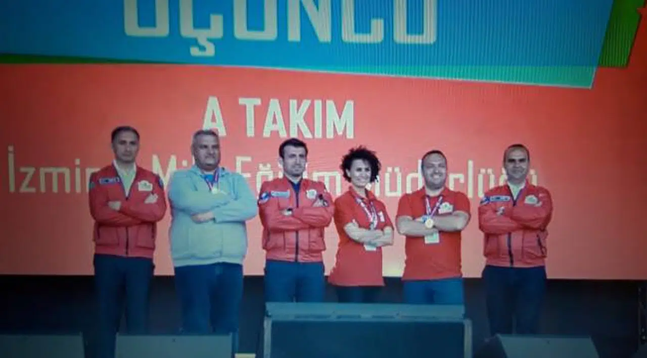 Azerbaycan’da Düzenlenen TEKNOFEST’ten İzmir’e Ödül