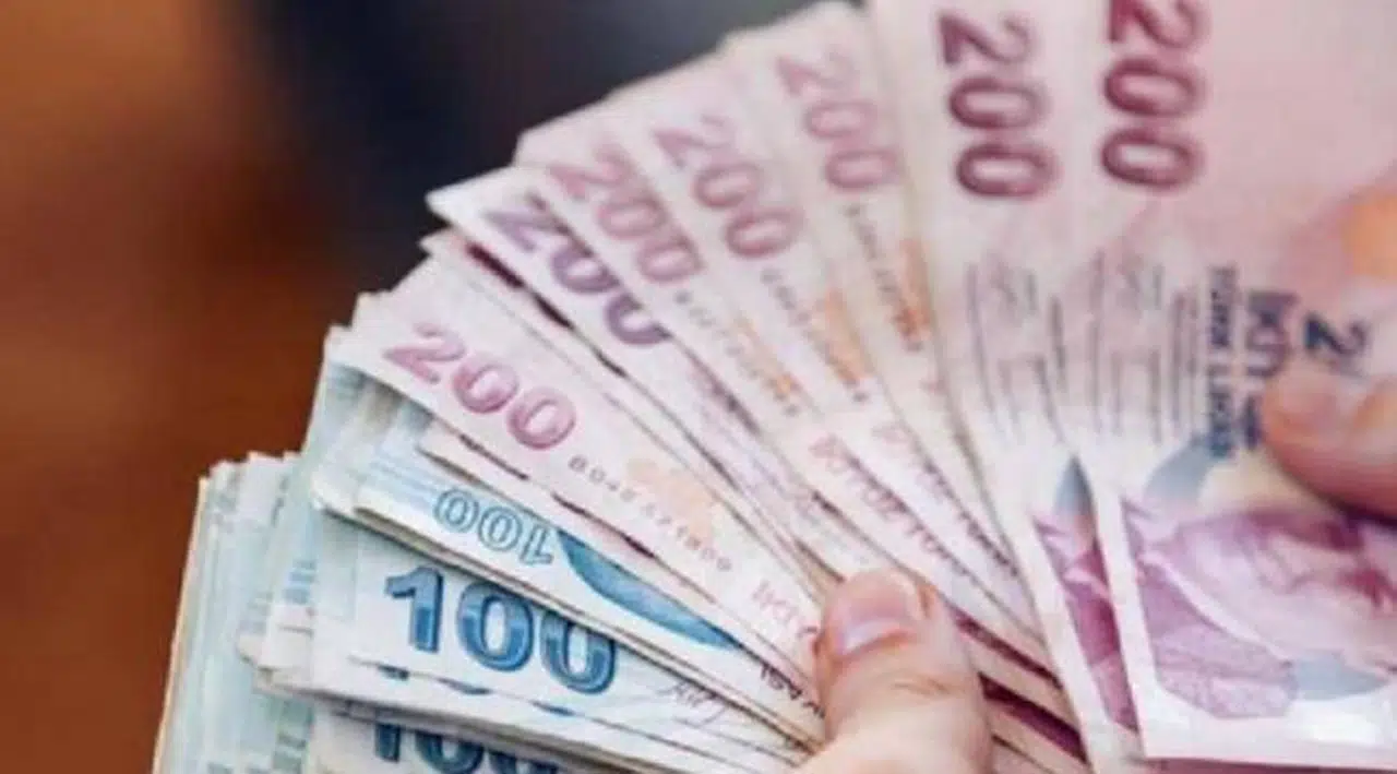 Bakanlık maaşları yanlış yatırdı
