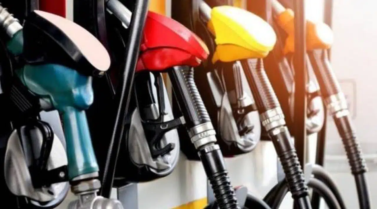 Benzin ve motorine yine zam geliyor: 25 liranın üzerine çıkıyor!