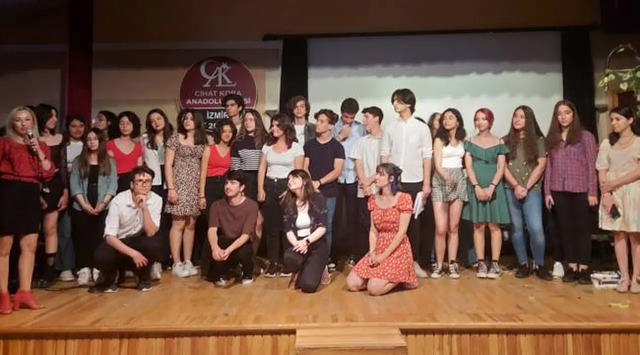 Cihat Kora Anadolu Lisesi’nde bahar şenliği coşkusu