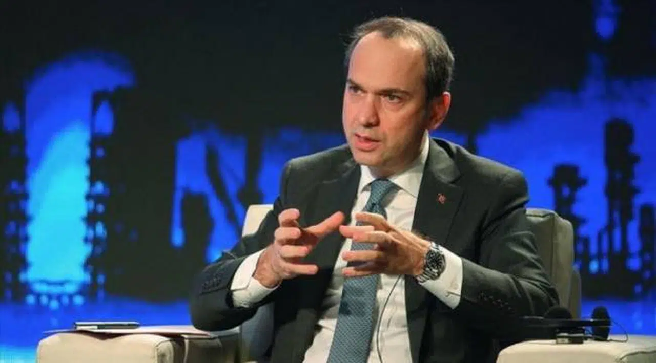 Enerji Bakan Yardımcısı Alparslan Bayraktar 5 yerde koltuk sahibi çıktı