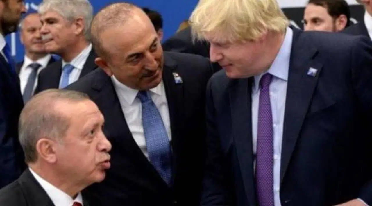 Erdoğan ile Johnson'dan 'İsveç-Finlandiya' görüşmesi