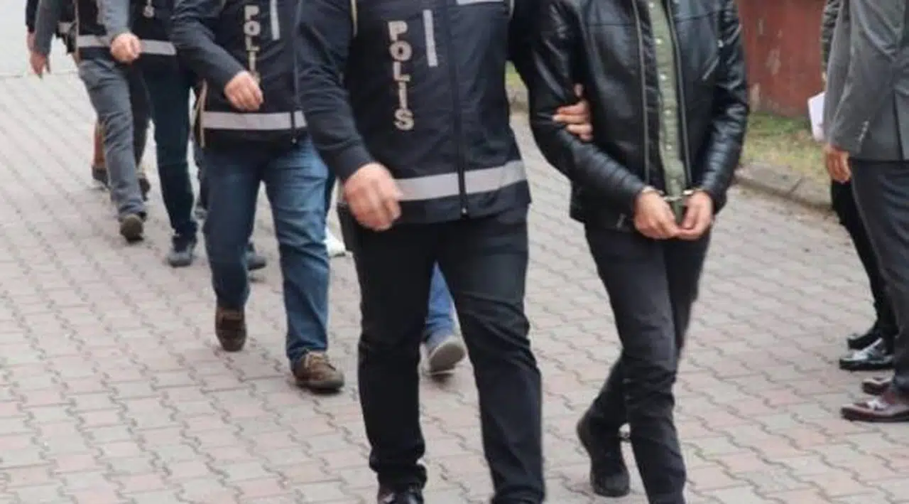 'FETÖ' operasyonu: Çok sayıda gözaltı