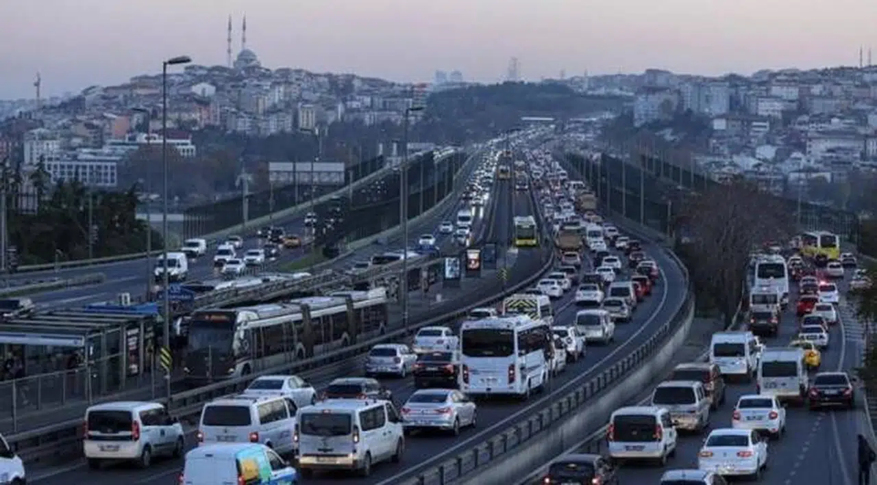 İstanbul Valiliği 1 Mayıs nedeniyle kapatılacak yolları duyurdu