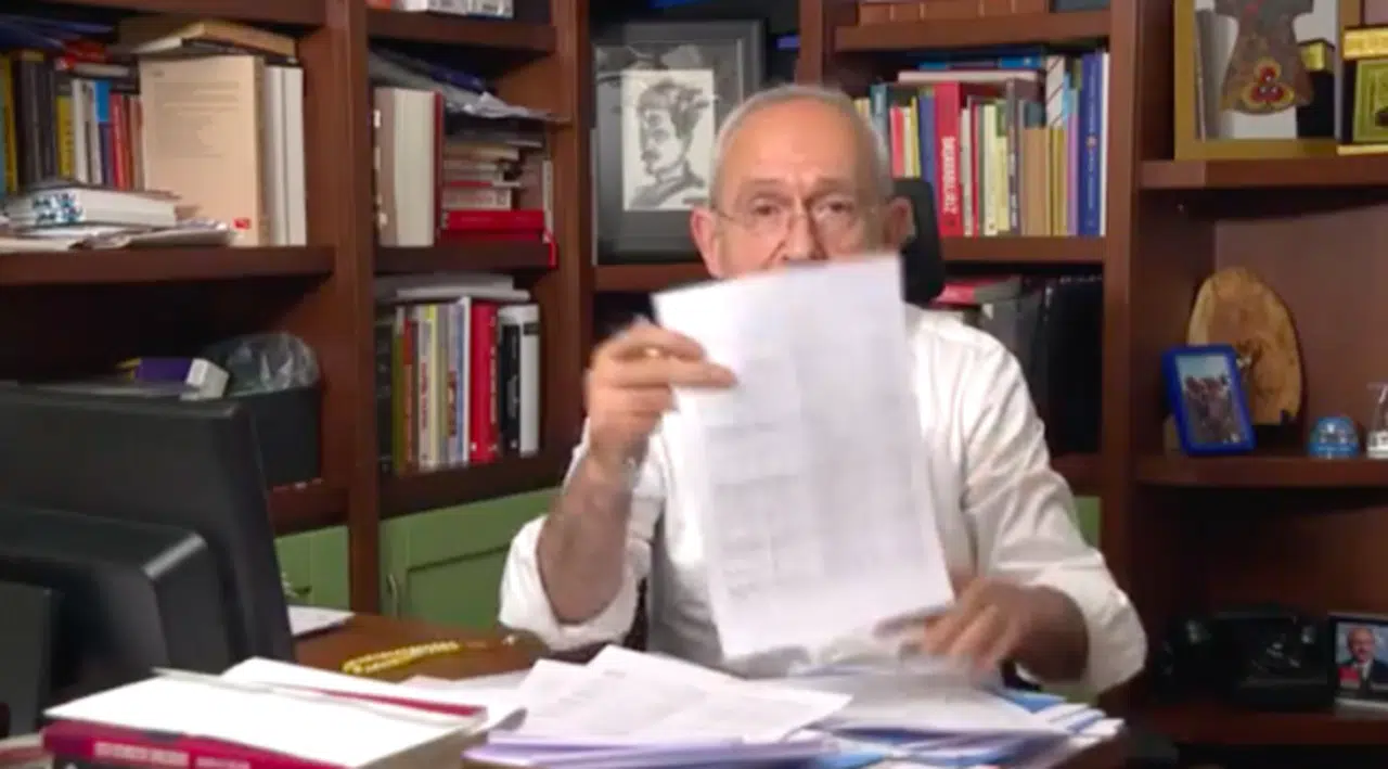 İşte Kılıçdaroğlu'nun masasındaki belgeler