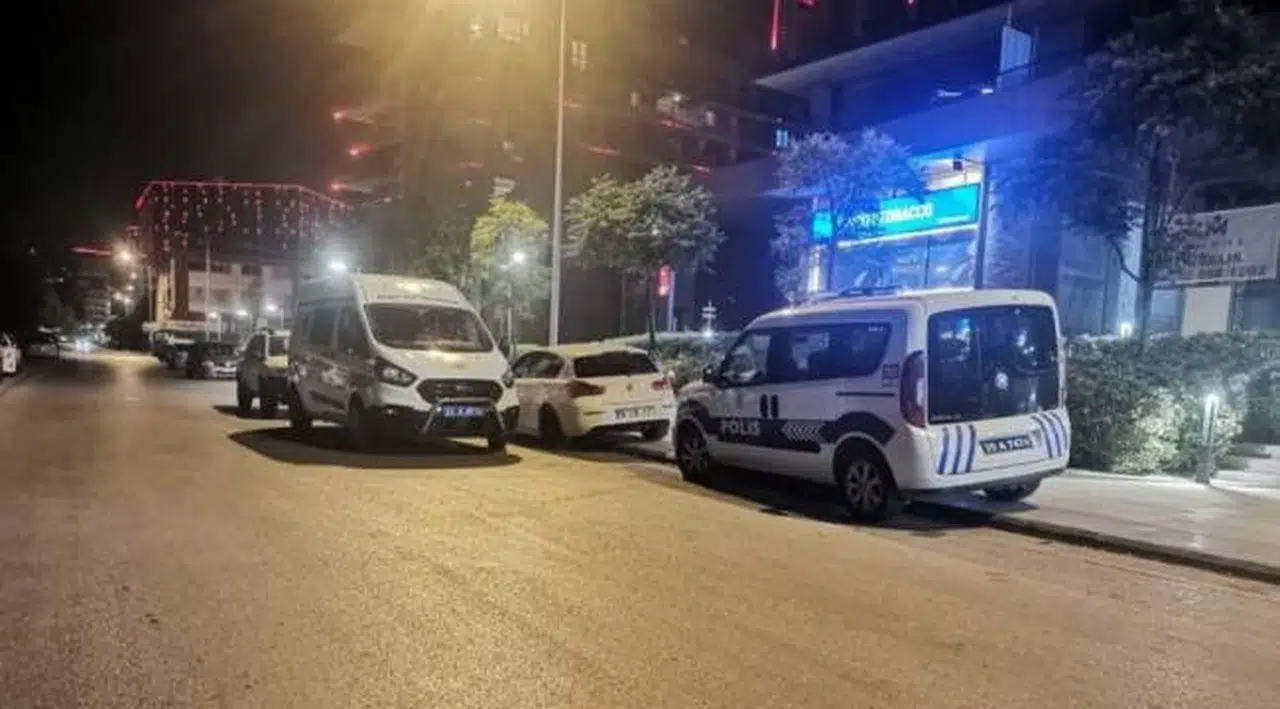 İzmir'de kadın cinayeti: Rojda Şayla'yı öldüren Nuh Şayla aranıyor