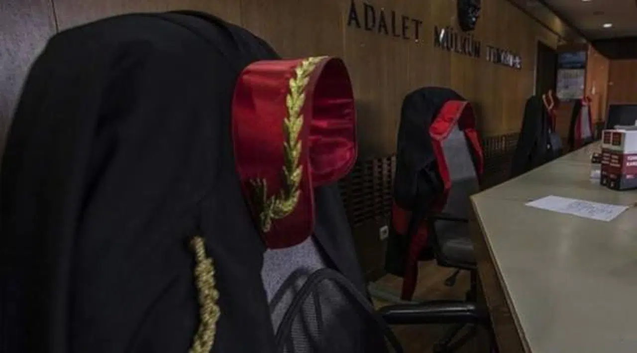 Liste açıklandı: 15 hakim ve savcı meslekten çıkarıldı