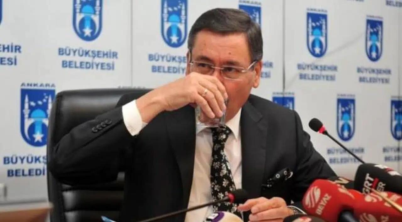 Melih Gökçek tazminata mahkum edildi