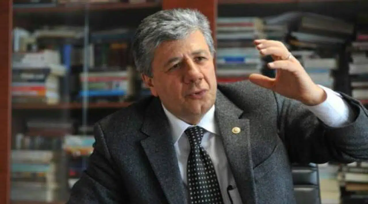 Mustafa Balbay Cumhuriyet Vakfı'ndan istifa etti
