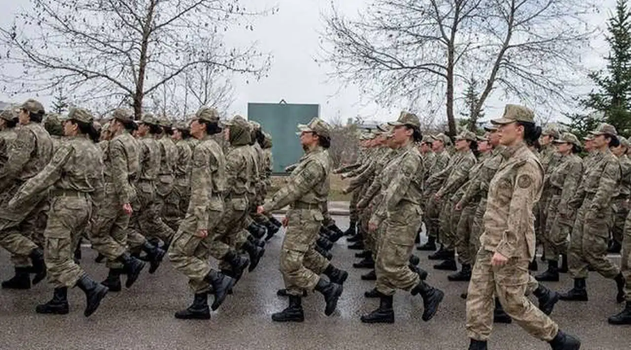 TSK, personeline verilen giyim malzemelerini düzenleyen yönetmelikte değişikliğe gitti
