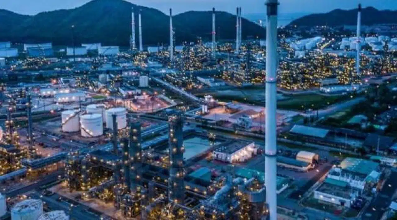 110 milyon tonluk doğalgaz anlaşması imzalandı