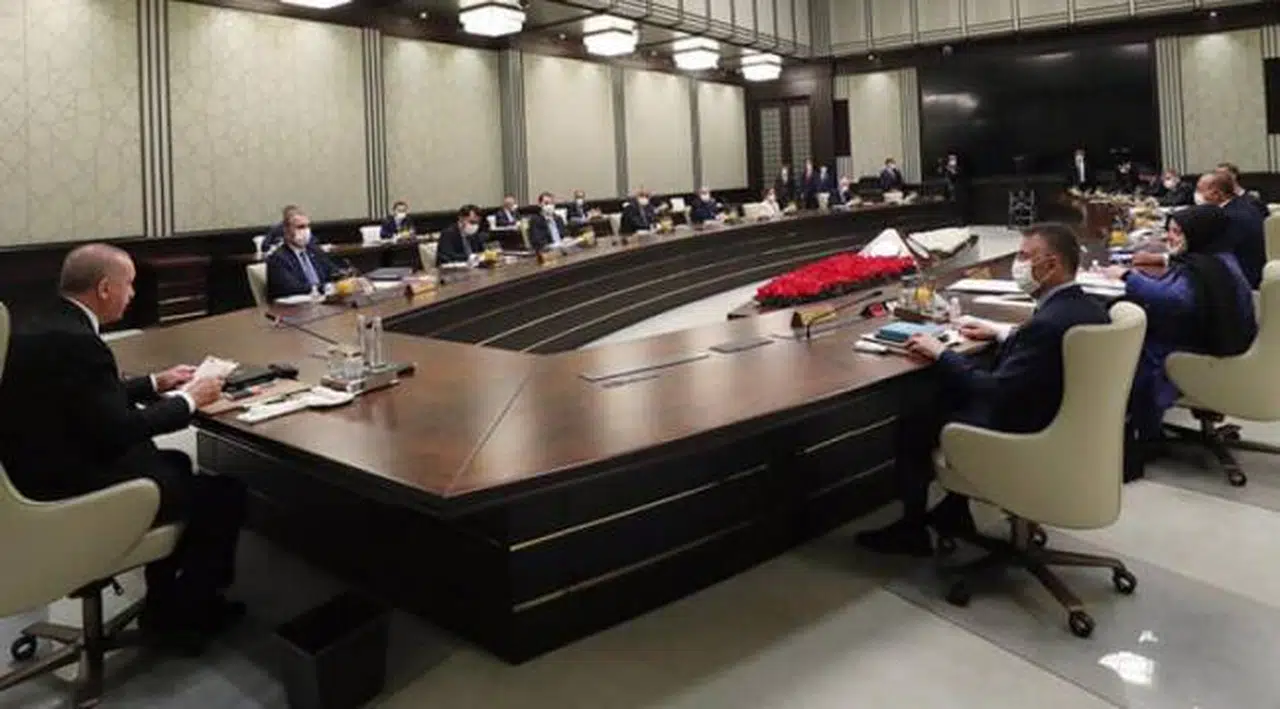 Kabine toplanıyor: Gündem asgari ücret