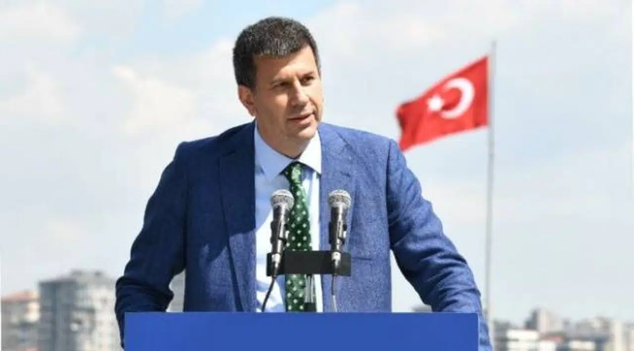 Kadıköy Belediye Başkanı'nın makam odasına haciz
