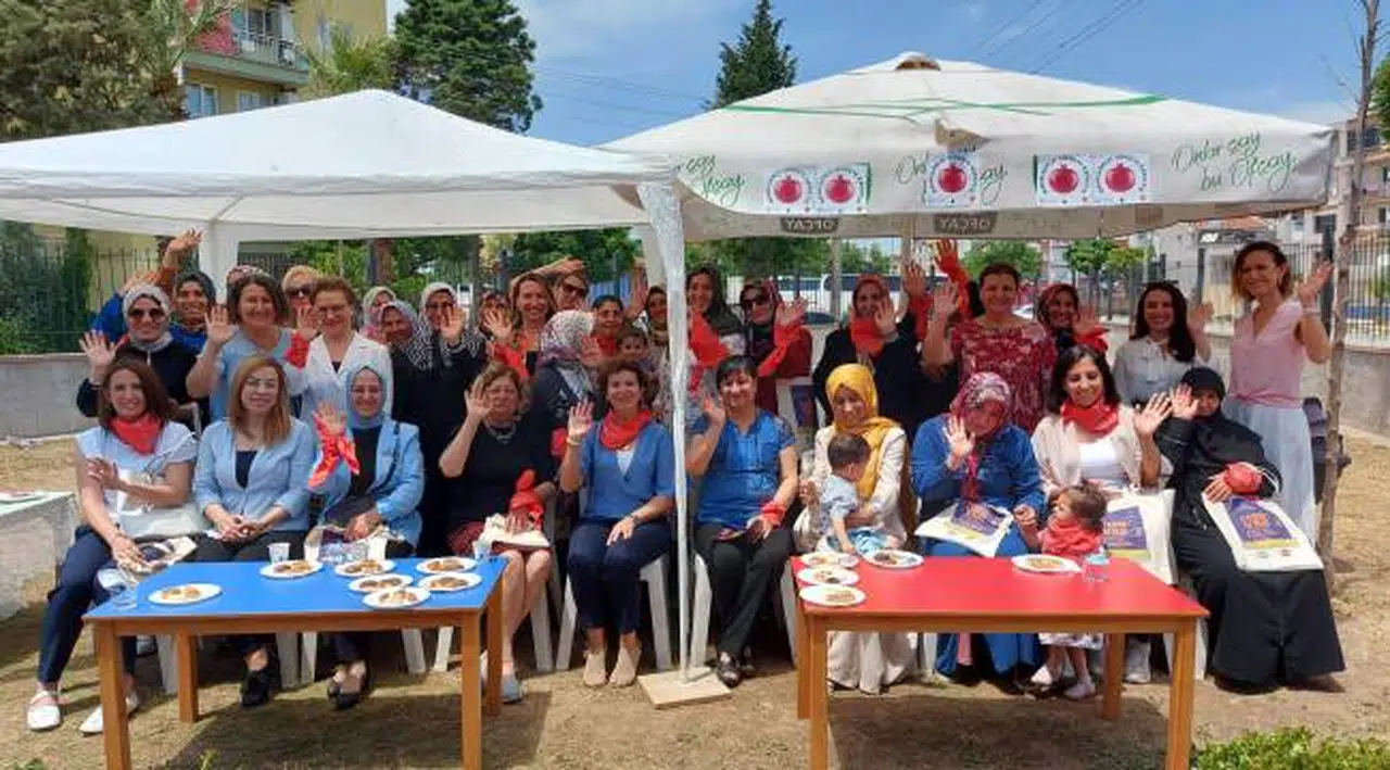 Nar Elçileri Manisa’da büyümeye devam ediyor