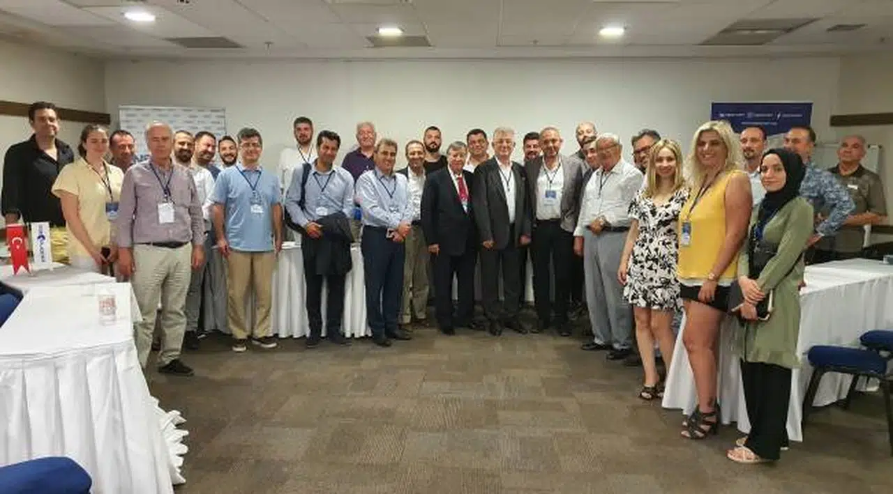 Plastik sanayicileri elektriği çatıda arıyor!