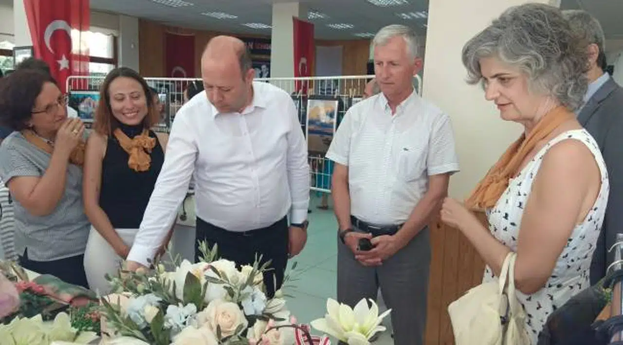 SEKSENLİ YAŞLARI GEÇTİLER OKUMA YAZMA ÖĞRENMEKTEN VAZGEÇMEDİLER