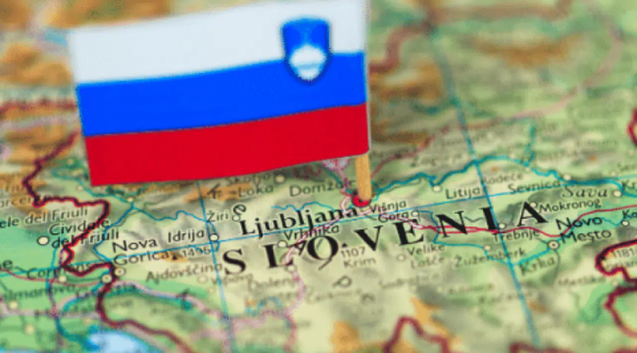 Slovenya'nın yeni hükümeti görevine başladı