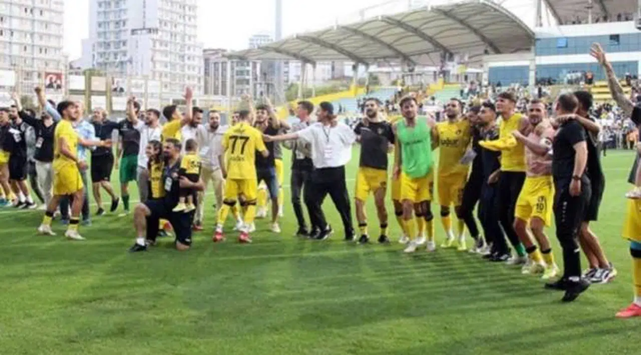 Süper Lig’e yükselen son takım İstanbulspor oldu