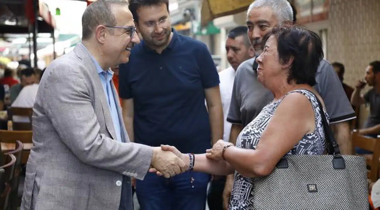 Başkan Sürekli’ye Karşıyaka’da sıcak karşılama