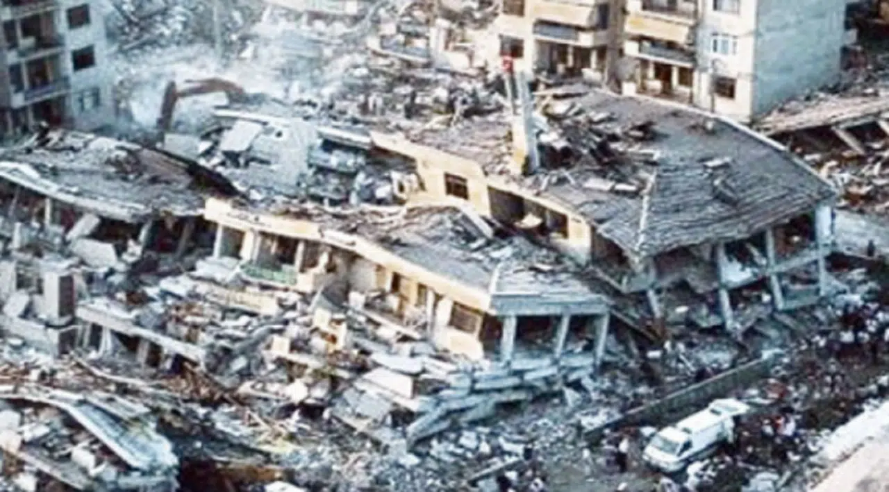 Ege’yi ürküten deprem raporu: ‘Birçok ildeki yeni binalar dahi…’