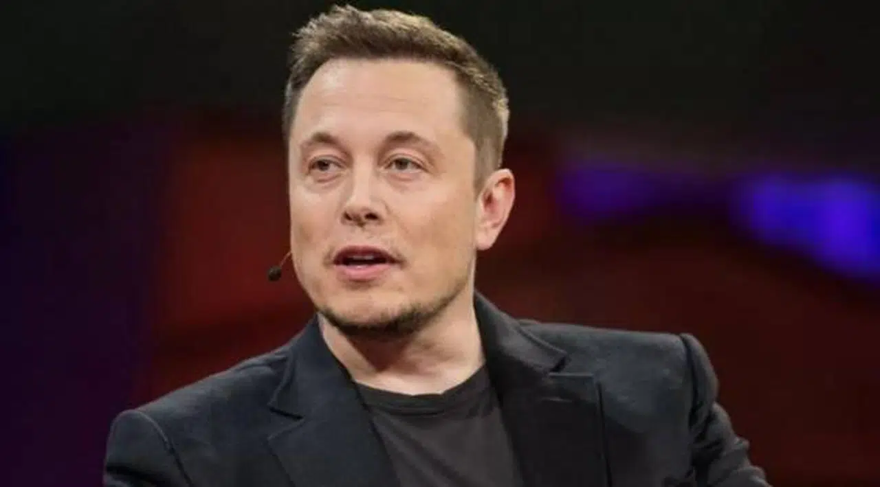 Elon Musk'tan Twitter kararı