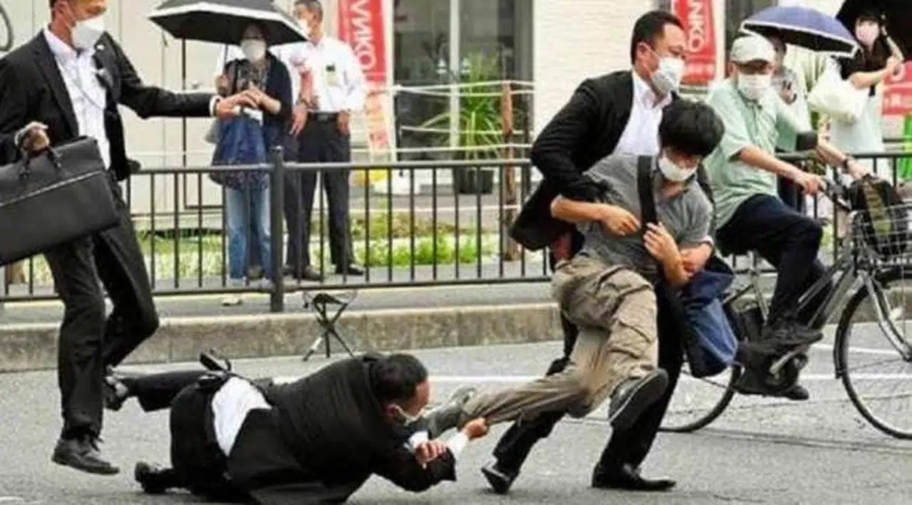 Eski Japonya Başbakanı suikastin ilk hedefi değilmiş