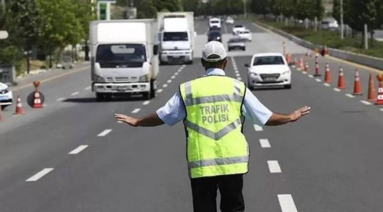 İstanbul'da valilikten trafiğe kapalı yollarla ilgili açıklama