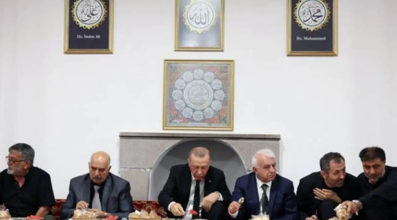 'Alevi ritüelleri yok sayıldı, postun olduğu yere dede dışında kimse oturamaz'