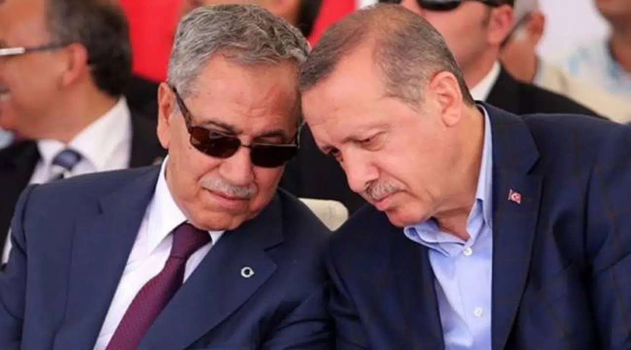 Arınç, Erdoğan’a ve AKP'ye oy istediği törende yuhalandı