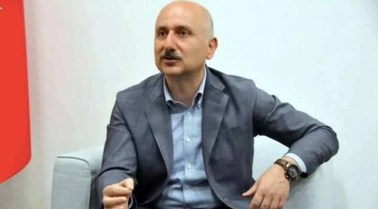 Bakan Karaismailoğlu: Başımıza ne musibetler açtığı belli olan kesimler masaların altında