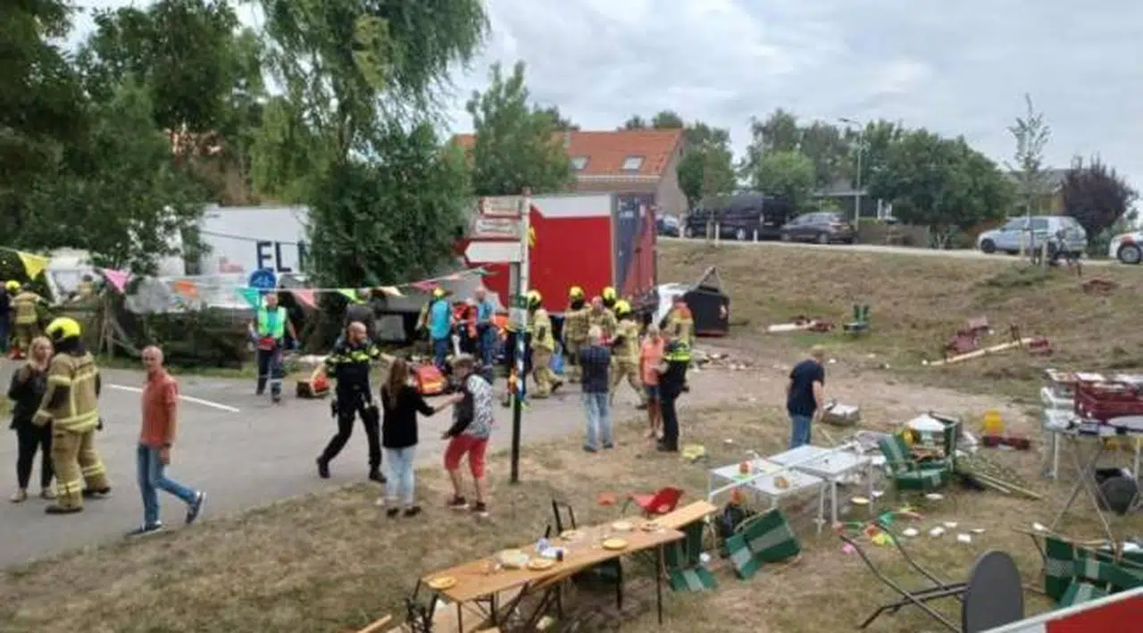 Hollanda'da halkın arasına dalan kamyon kazasında bilanço büyüyor