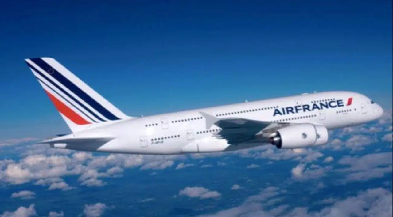 İki pilot kokpitte kavga edince açığa alındılar
