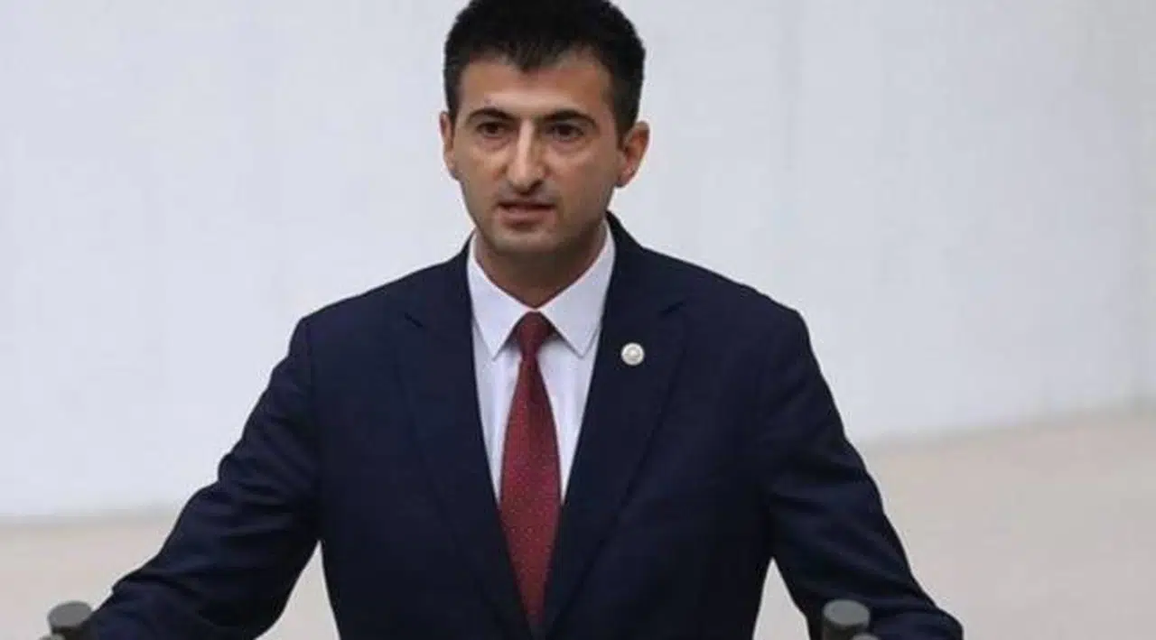 "İzmir Milletvekili Mehmet Ali Çelebi AK Parti'ye katılıyor" iddiası