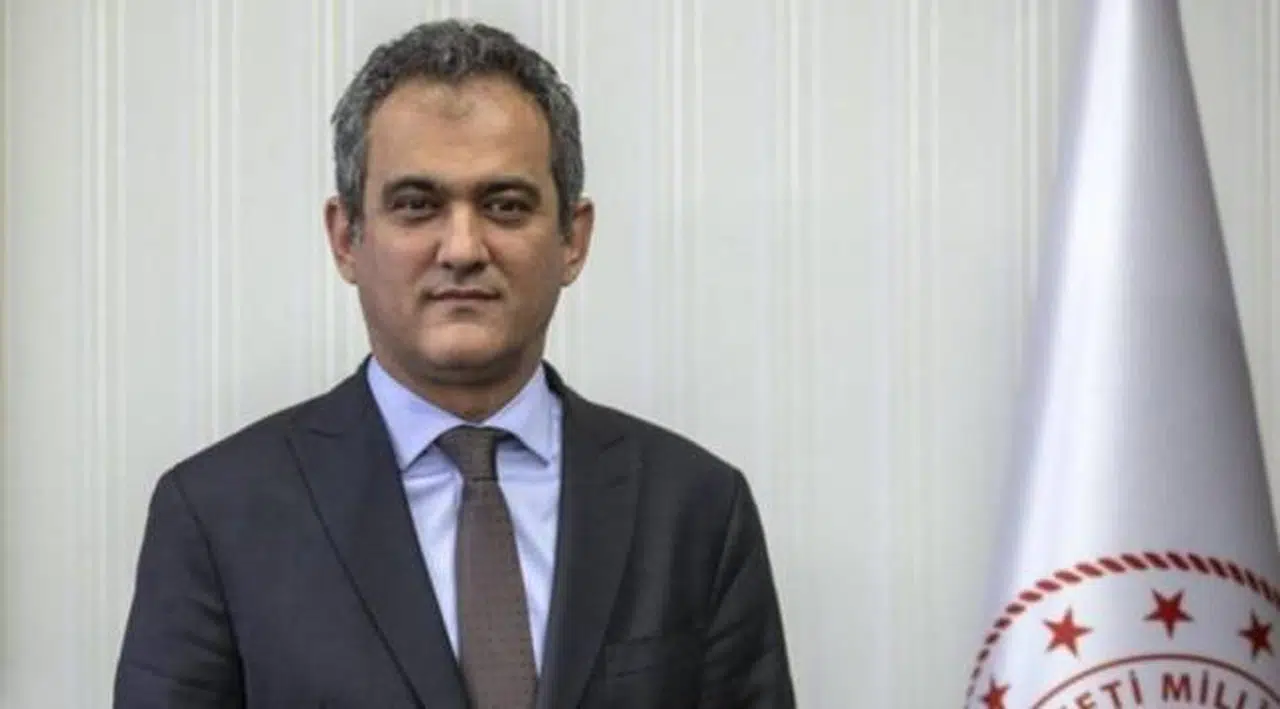 Milli Eğitim Bakanı Özer: Eğitim sistemi toplumsal mühendislikten çok çekti