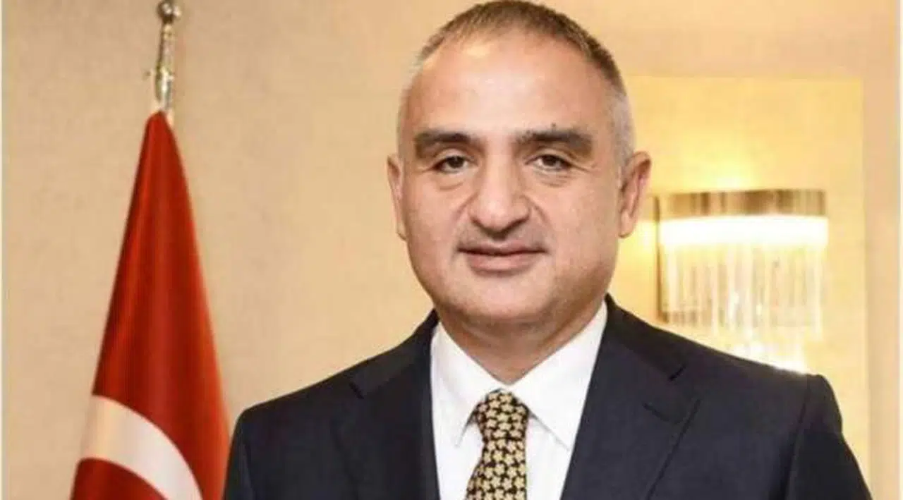 Turizm Bakanı Ersoy'un 5 yıldızlı otel projesine teşvik
