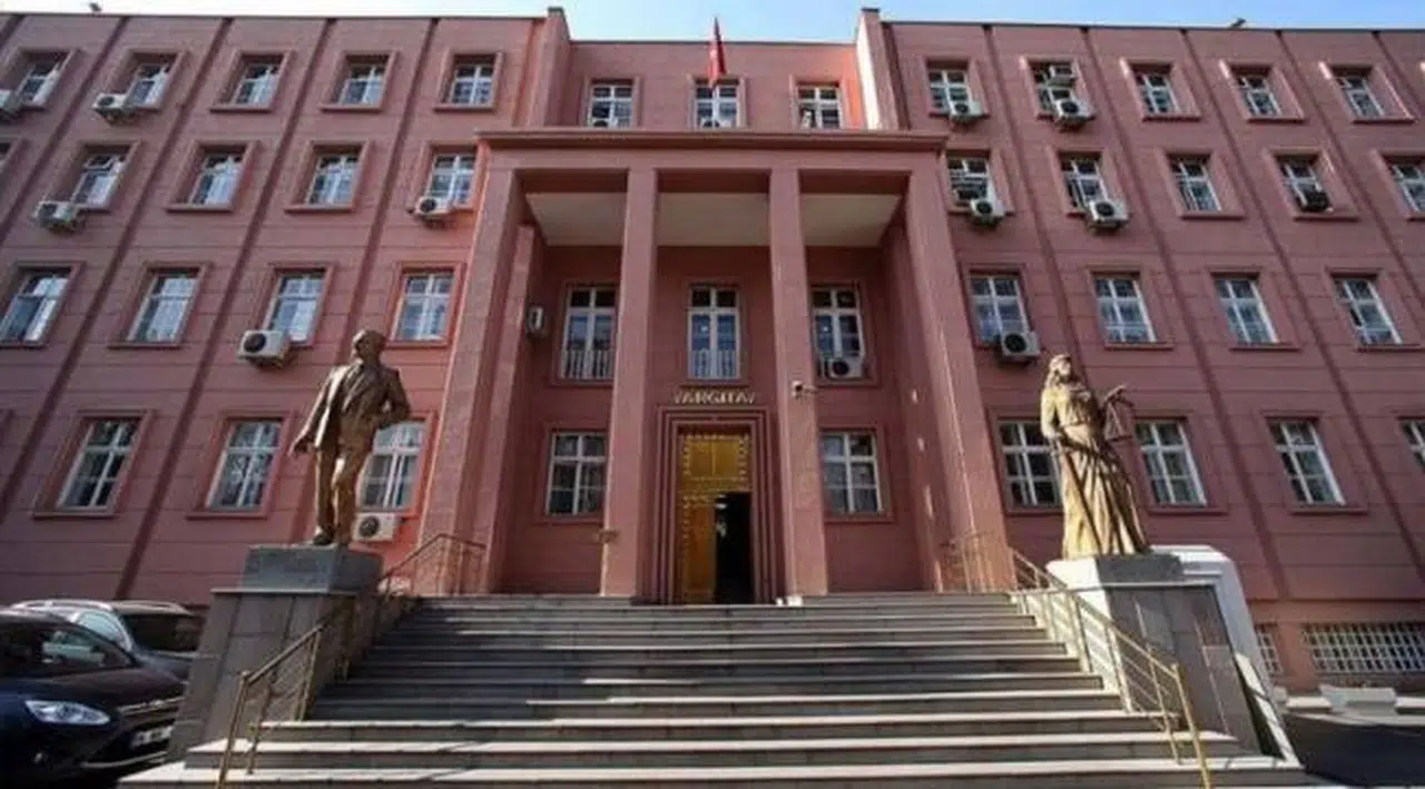 Yargıtay'dan milyonlarca işçiyi ilgilendiren mesai kararı
