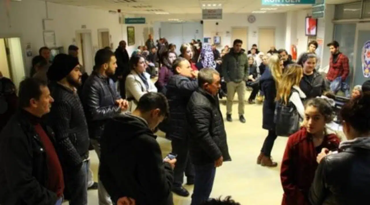 AKP'li Külünk: 'Randevu alamadık' cümlesi sokakta duyulmamalı