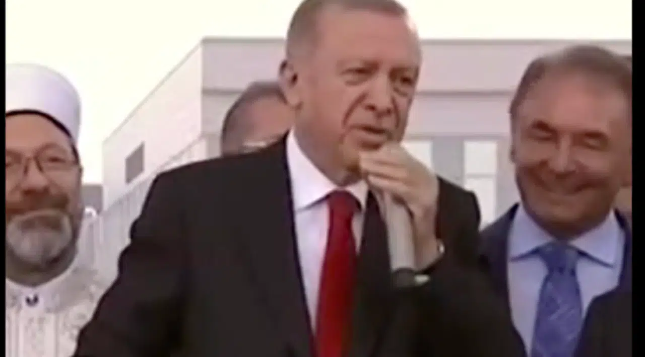 Erdoğan'dan yol isteyen yurttaşa tuhaf tepki: Bir dur bir dur