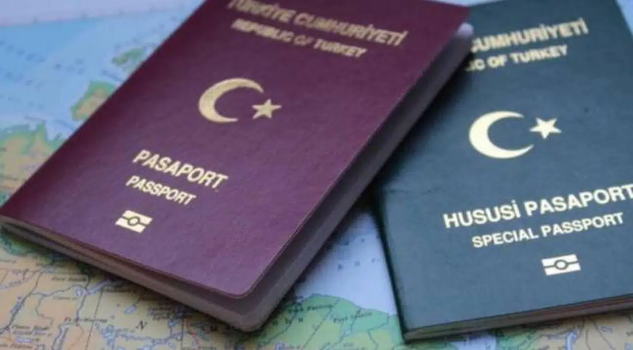 585 bin Türk ay yıldızı istemedi
